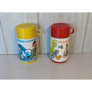 VTG Collectors 1979 Sesame Street ABCs Thermos Aladdin Yellow Red EUC